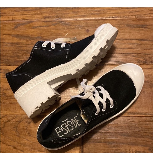 Lower East Side Women’s 10 Chunky Sneaker Platform Shoe - Picture 3 of 3